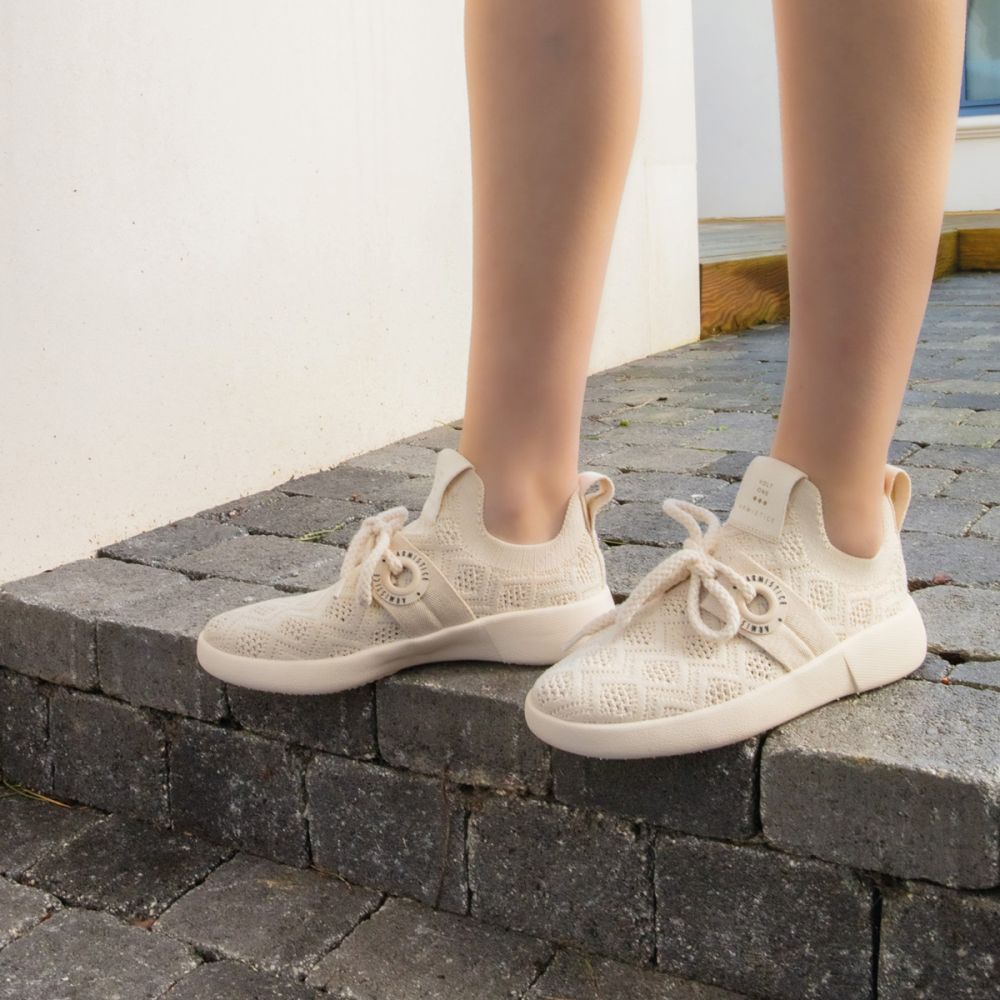 Baskets Volt One W - Diamant Dove - ARMISTICE