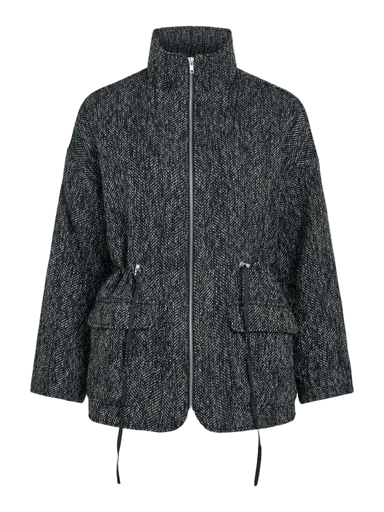 Veste courte à chevrons gris et noir C'EST BEAU LA VIE Vionette avec col montant, zip et cordon de serrage taille vue de face