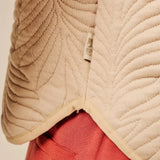 Veste courte matelassée à motifs Ypala - Beige clair - SUN VALLEY FEMME