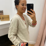 Pull col V et manches brodées Xellaver - Ecru - TBS Femme