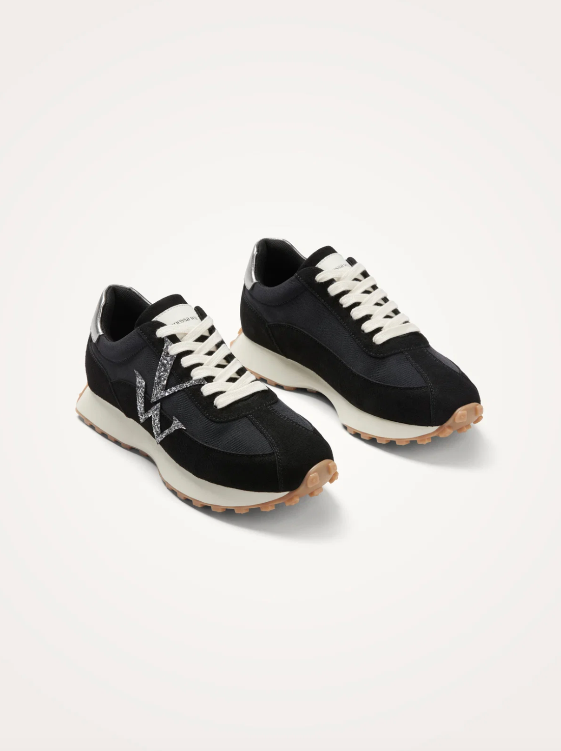 Baskets FLOW Initials VANESSA WU noires – vue trois-quarts