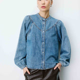 Blouse en denim ANAELLE GRACE & MILA Lightblue – portée de face