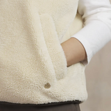 Gilet réversible TAMMYSAN TBS écru – détail porté de la face polaire