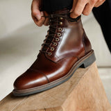 Boots à lacets en cuir Gilford - Liqueur de café - BOBBIES HOMME