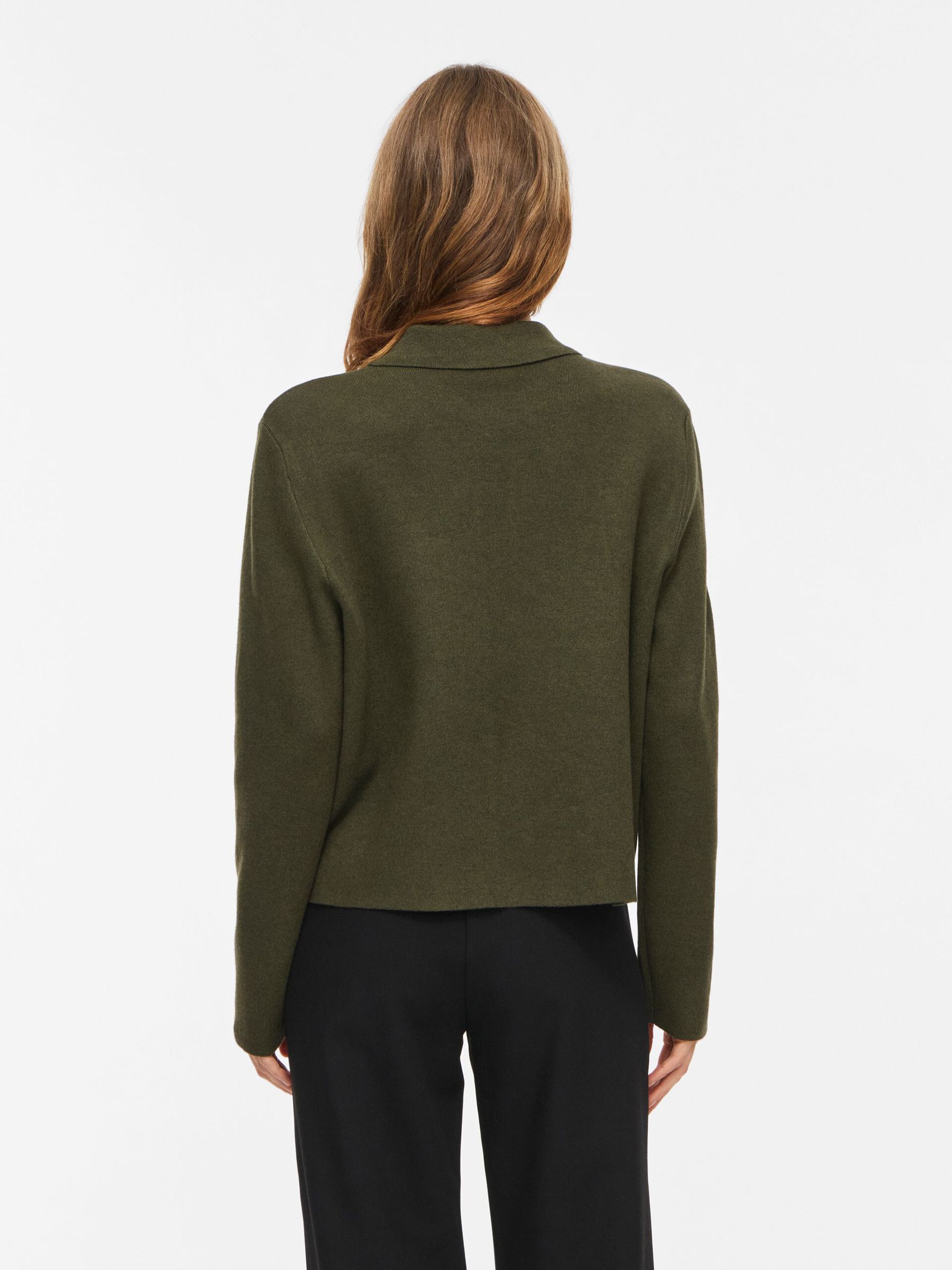 Cardigan Vigabe VILA kaki Forest Night porté – vue de dos