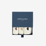 Coffret ASTERIA GRACE & MILA – trois chaussettes écrues à cœurs chocolat, beige et marine