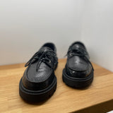 Chaussure bateau en cuir Python - Noir - TBS FEMME