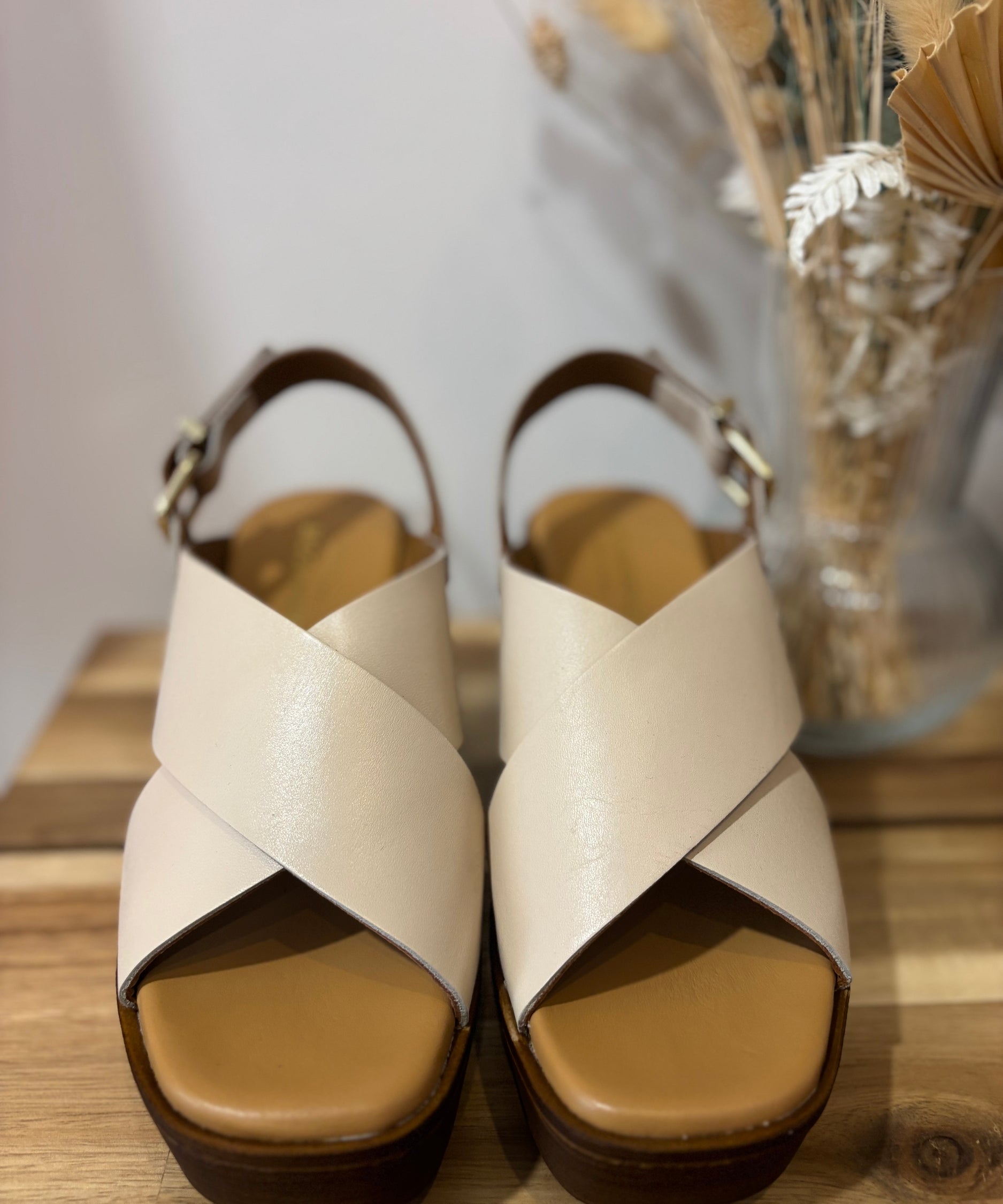 Compensées bride croisée Flore - Beige - SCHMOOVE