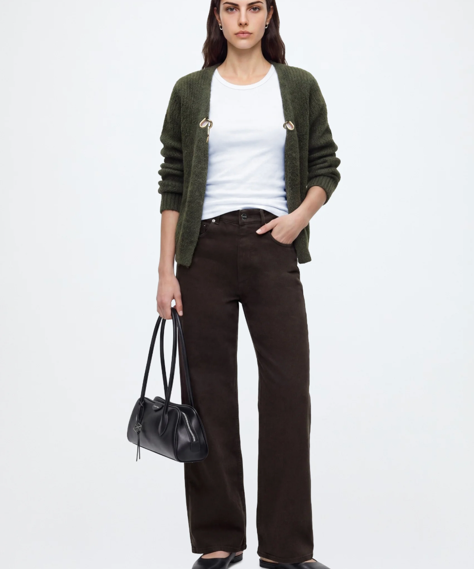 Gilet VINORGA VILA Forest Night – look complet avec pantalon marron