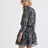 Robe volantée en voile plumetis - imprimé floral noir - IKKS WOMEN