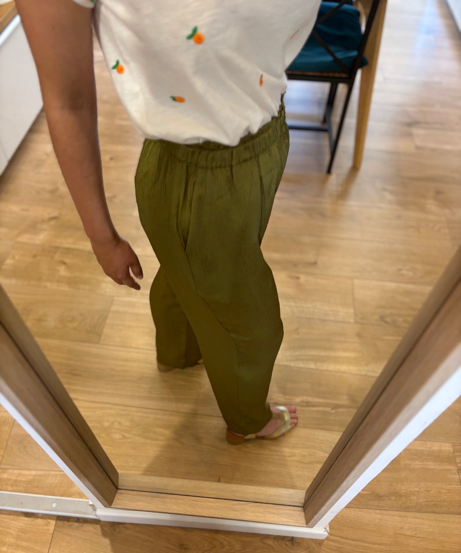 Jay Fluid Satin Trousers - Khaki - Suncoo