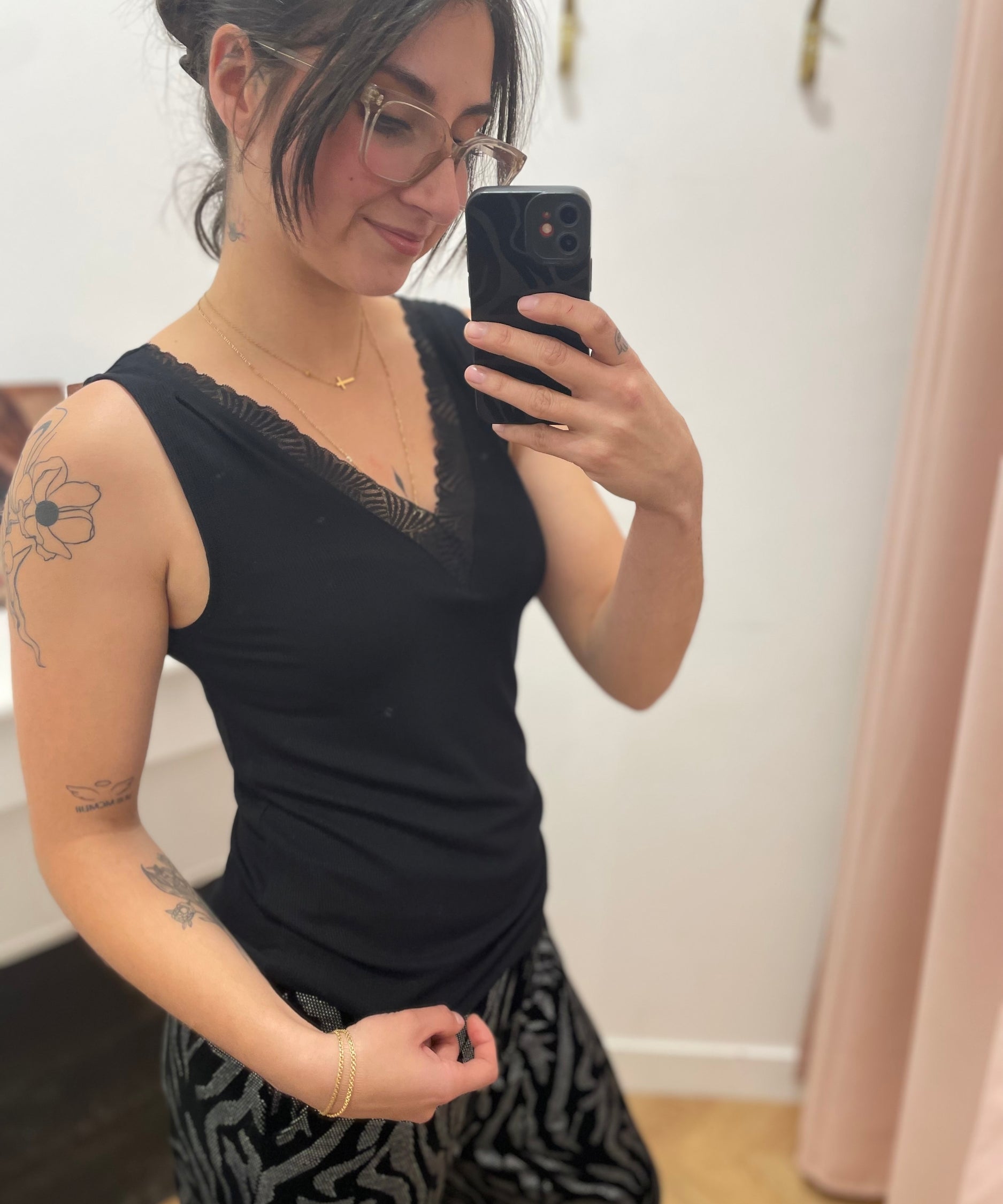 Women's lace camisole tank top - Black - LOLA ESPELETA