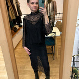 Jupe midi droite avec superposition dentelle Haye - Noire - SUNCOO