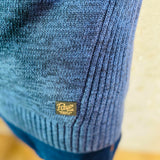 Pull col camionneur bleu