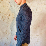 Chemise bleu à motif