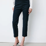 Pantalon capri ADRIAN GRACE & MILA – détail coupe ajustée et longueur 7/8ème