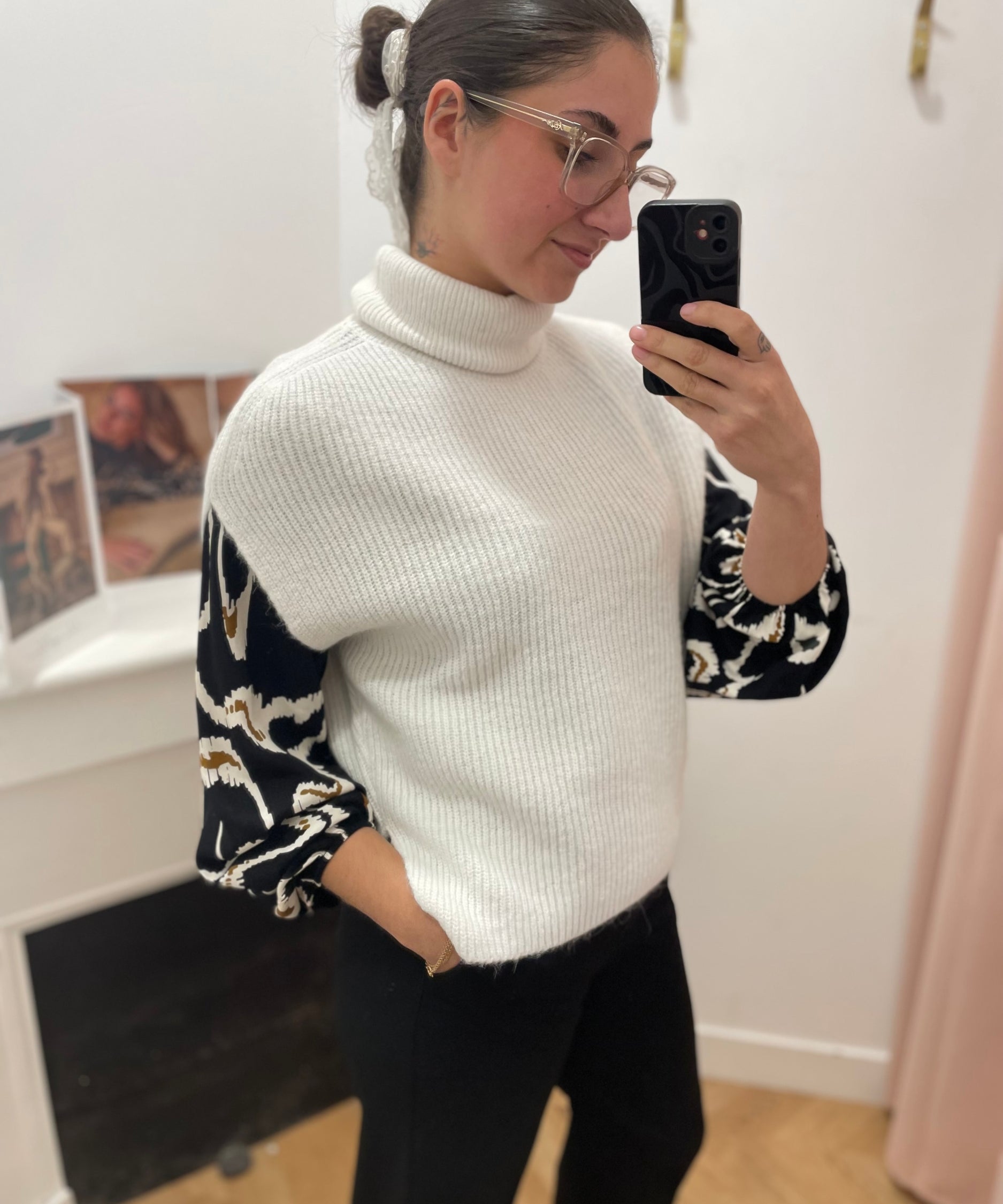 Short-sleeved turtleneck sweater - Pearl - Lola Espeleta