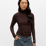 Pull OBJTHESS OBJECT Seal Brown – détail col roulé et maille