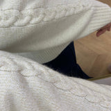 Pull SCANDI FOLK C'EST BEAU LA VIE écru – détail torsades et fils métallisés