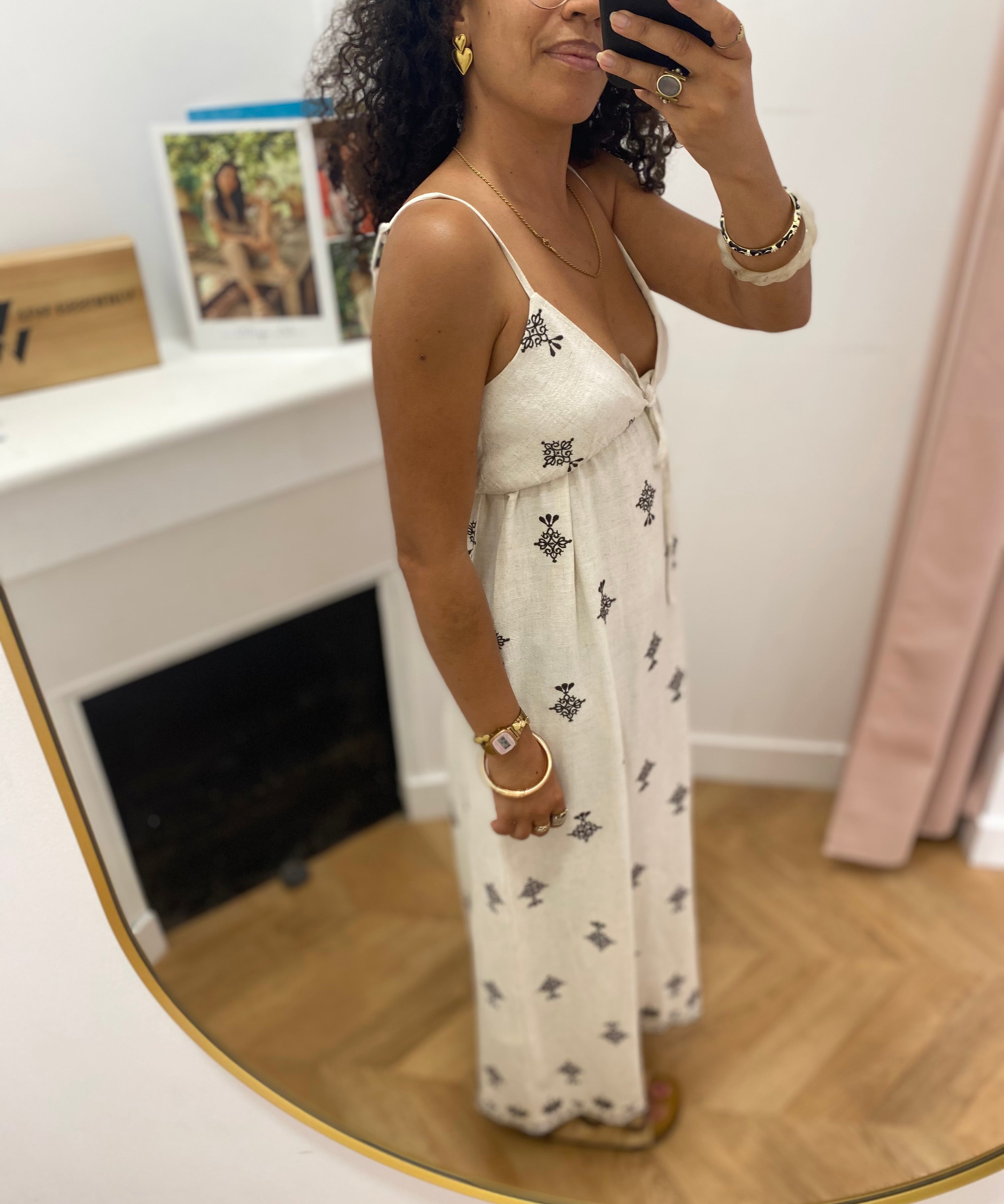 Robe longue bohème évasée à broderies Wilora - Chocolat - GRACE & MILA