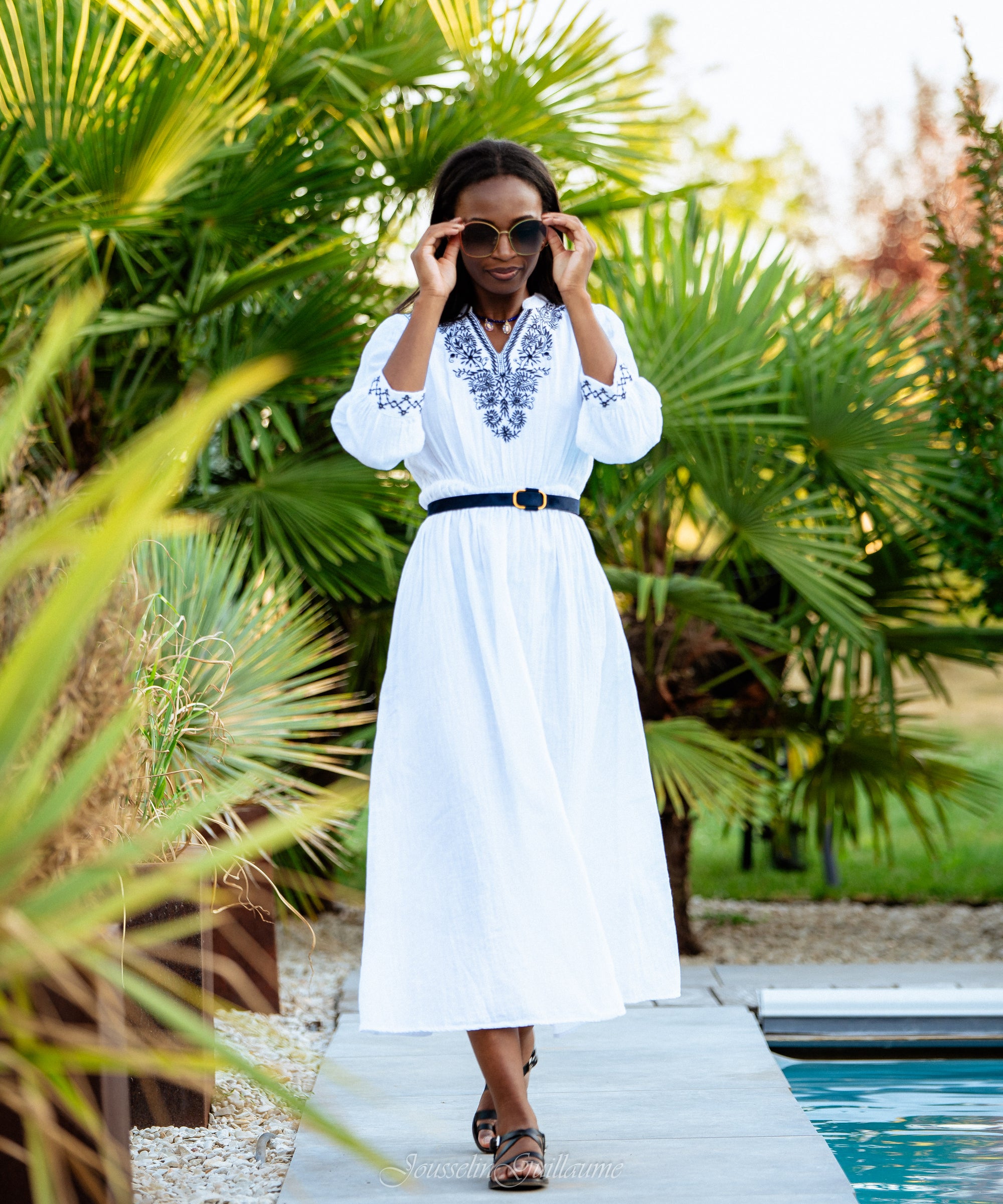 Robe longue col brodé Pepita - Blanche - C'EST BEAU LA VIE