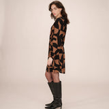 Robe courte graphique Selia - Chocolat - GRACE & MILA