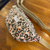 Qoany printed fabric fanny pack - Mottled beige - Sun Valley women