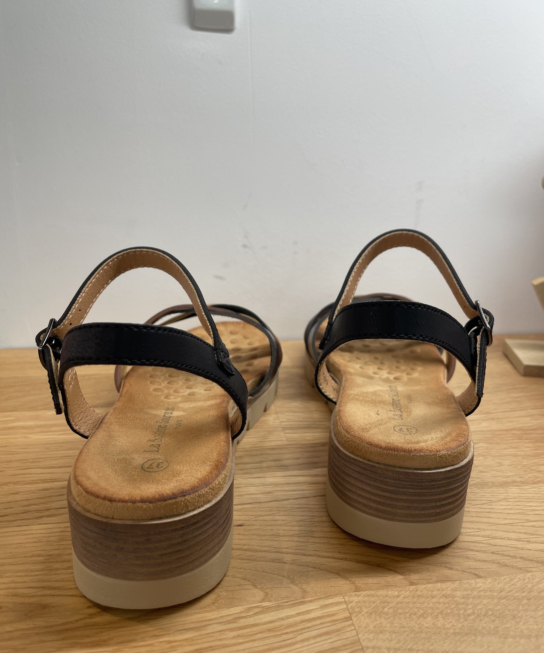 Sandales plateforme à brides fantaisie - Noires - LA BOTTINE SOURIANTE