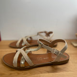 Sandales plates à brides croisées - Beige - LA BOTTINE SOURIANTE