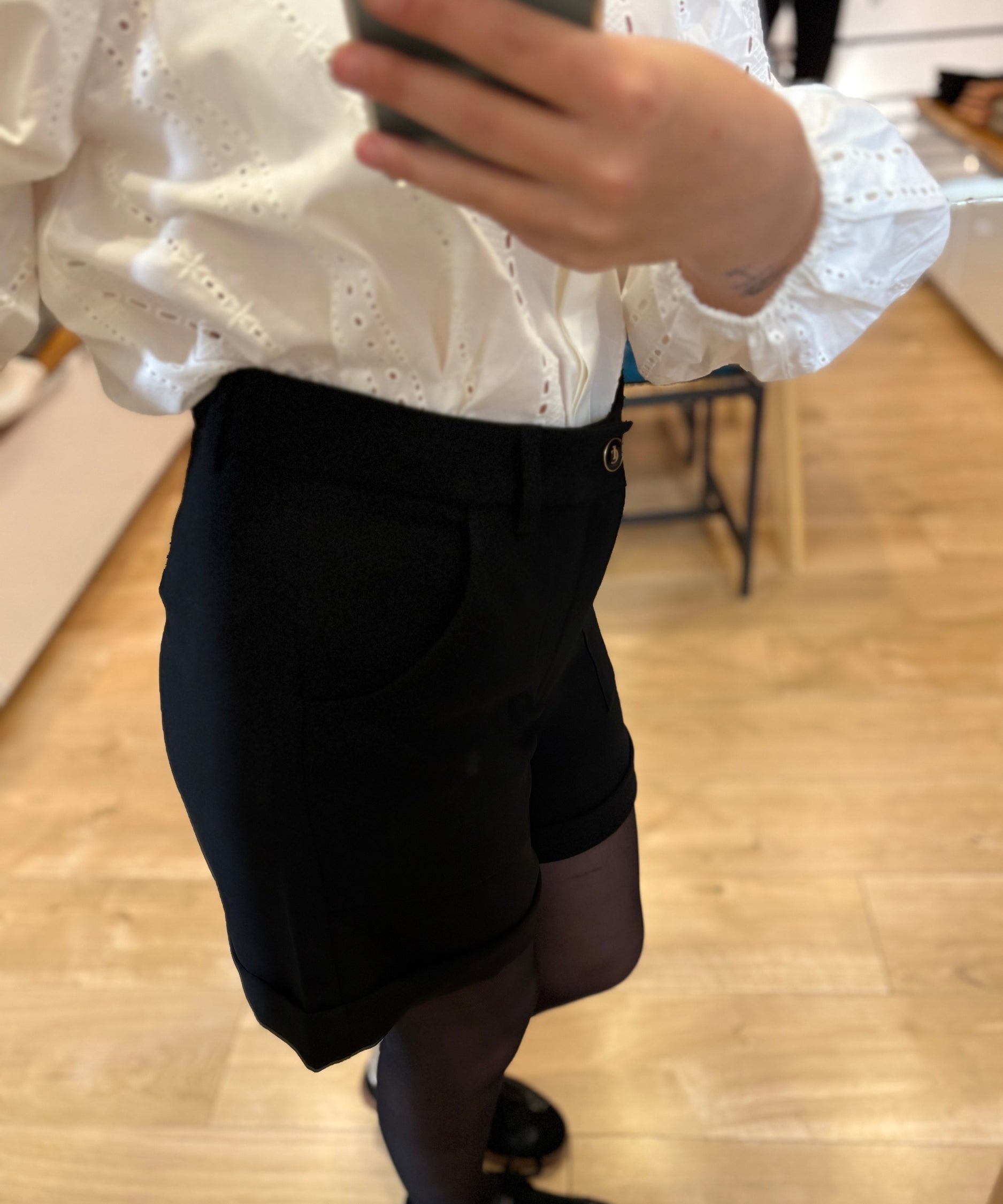City short maxi pockets and lapels - Black - I.CODE