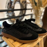 Sneakers effet daim rétro Sheffield - Noire - SCHMOOVE WOMEN
