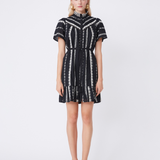 Robe courte brodée ceinturée Chalva - Noir - SUNCOO