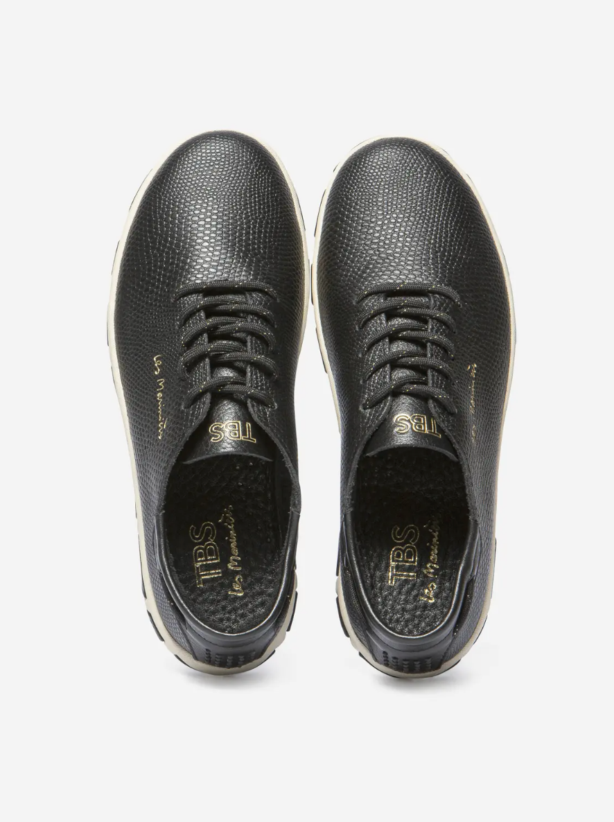 Tennis Jazaru TBS femme noire en cuir embossé vue de dessus et semelle extérieure
