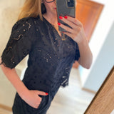 Blouse courte brodée Liam - Noire - SUNCOO