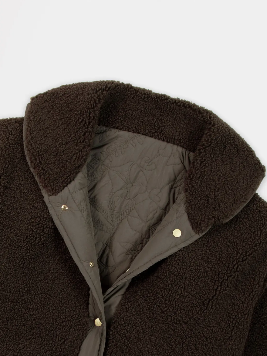 Veste réversible MAYSAVES TBS brun – détail intérieur matelassé et col sherpa