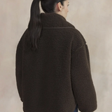 Veste MAYSAVES TBS brun – face sherpa portée de dos