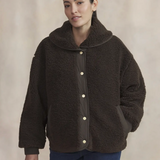 Veste MAYSAVES TBS brun – face sherpa portée de face